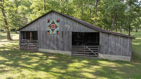 2156 Poor Farm Road, Murray, KY 42071 — photo 4