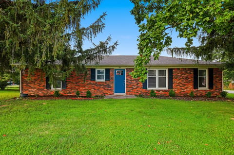 321 Sunset Drive, Lawrenceburg, KY 40342 — photo 2