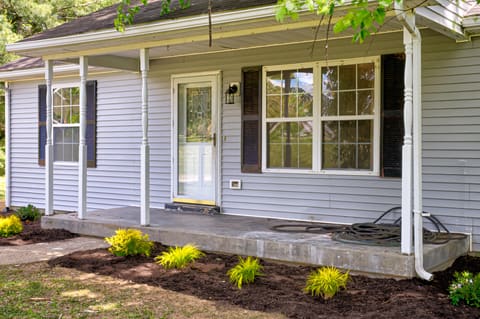 138 Kimberly Court, Taylorsville, KY 40071 — photo 2