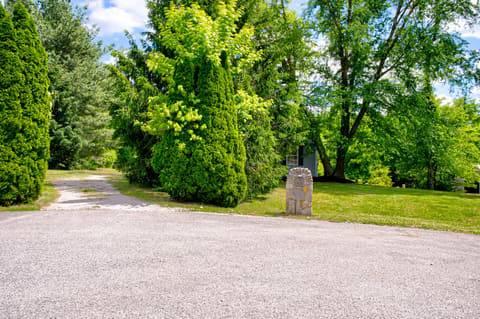 138 Kimberly Court, Taylorsville, KY 40071 — photo 3