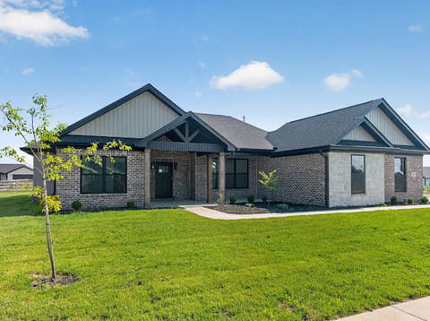542 Chickasaw Drive, Richmond, KY 40475 — photo 2