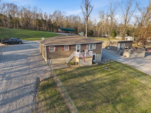 1231 Rockcastle Lakeshore Drive, Cadiz, KY 42211 — photo 2