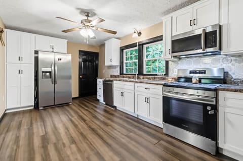 313 Maple Street, Columbia, KY 42728 — photo 5