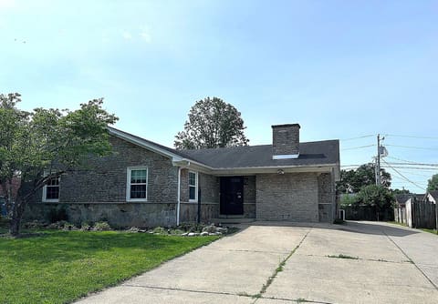 520 Pinoak Drive, Nicholasville, KY 40356 — photo 2