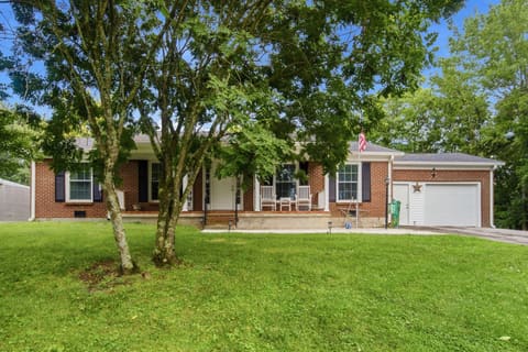 232 McCrosky Pike, Harrodsburg, KY 40330 — photo 2