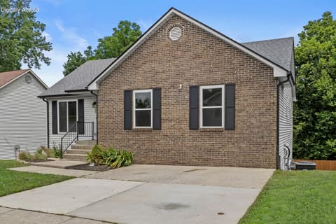 124 Barren River Boulevard, Georgetown, KY 40324 — photo 2