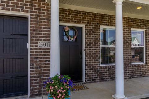 501 Friendly Avenue, Nicholasville, KY 40356 — photo 2