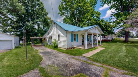 1681 Old Frankfort Road, Lawrenceburg, KY 40342 — photo 4