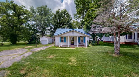 1681 Old Frankfort Road, Lawrenceburg, KY 40342 — photo 5