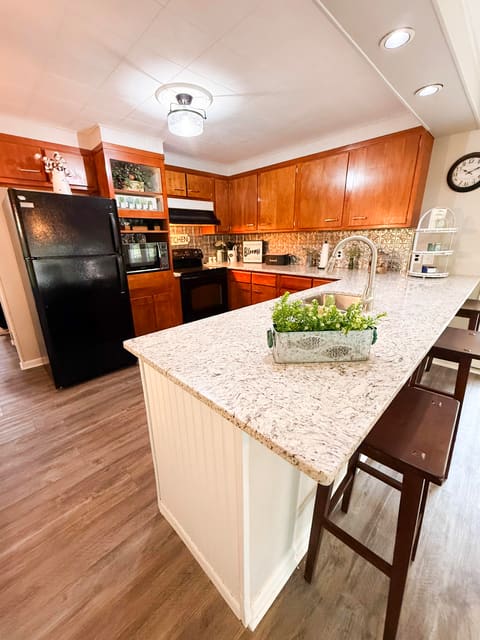 305 Lakeshore Drive, Dawson Springs, KY 42408 — photo 5