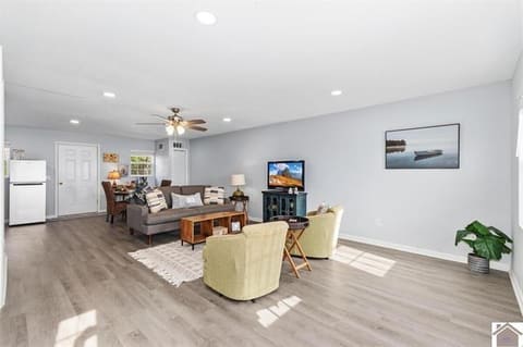 49 Lakeshore Drive, New Concord, KY 42076 — photo 5