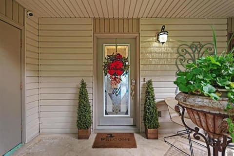 328 Champion Hills Road 17B, Kuttawa, KY 42055 — photo 5