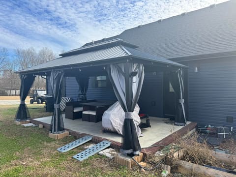 303 Sonny Aaron Drive, Jamestown, KY 42629 — photo 2