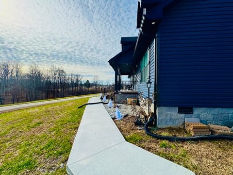 303 Sonny Aaron Drive, Jamestown, KY 42629 — photo 3