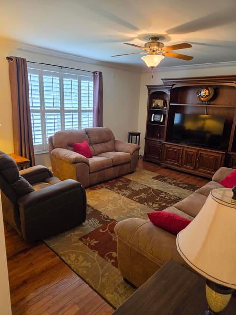 100 South Court A, Richmond, KY 40475 — photo 5