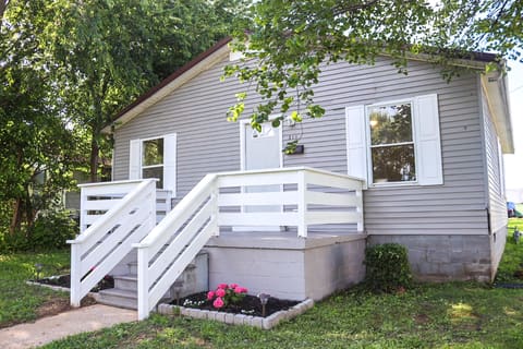 311 Willow Street, Mayfield, KY 42066 — photo 2