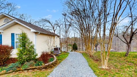 477 Beechwood Drive, Cadiz, KY 42211 — photo 5
