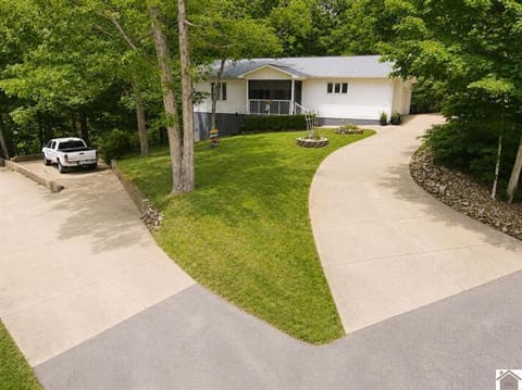 620 Cypress Court, Kuttawa, KY 42055 — photo 4