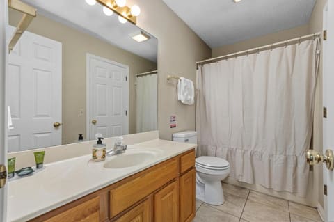 207 Hursthaven Court, Grand Rivers, KY 42045 — photo 5