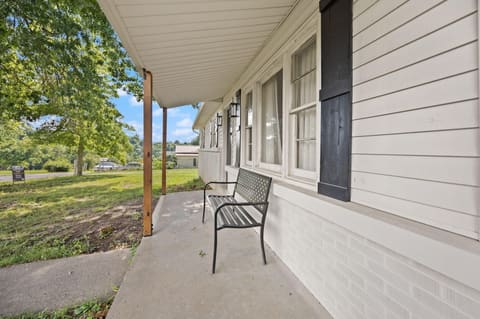 102 Walnut Street, Ferguson, KY 42533 — photo 4