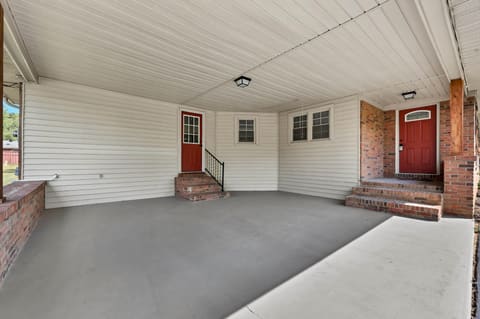 207 Donna Drive, Hopkinsville, KY 42240 — photo 2