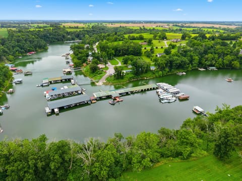 370 Persimmon Way, Harrodsburg, KY 40330 — photo 4