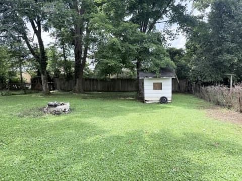 105 N Fowler Avenue, Hopkinsville, KY 42240 — photo 2