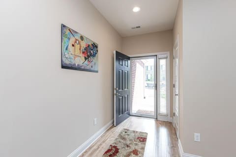 2708 Sandersville Road, Lexington, KY 40511 — photo 2