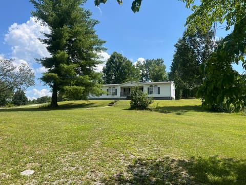 298 S Combs Avenue, Corbin, KY 40701 — photo 5