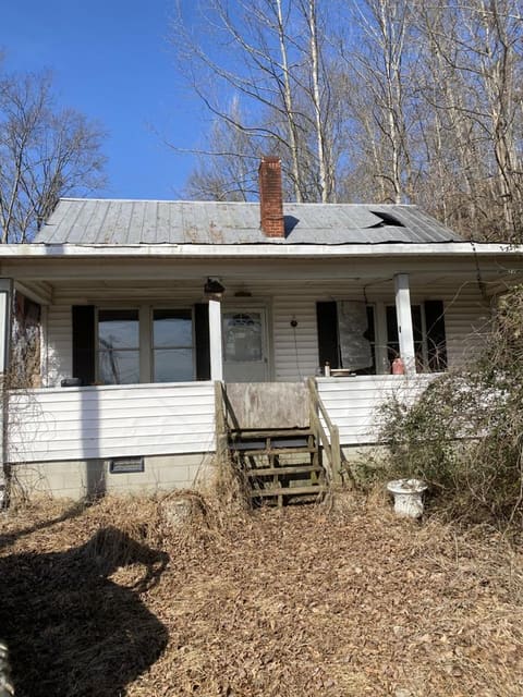 980 Bess Daniels Drive, Prestonsburg, KY 41653 — photo 2