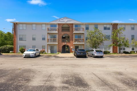 209 Simpson Avenue 304, Lexington, KY 40504 — photo 2