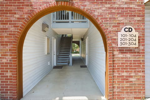 209 Simpson Avenue 304, Lexington, KY 40504 — photo 3