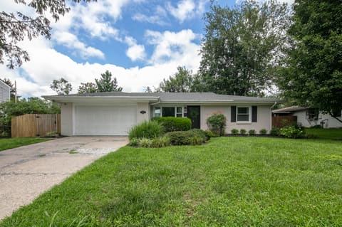3475 Greentree Road, Lexington, KY 40517 — photo 3