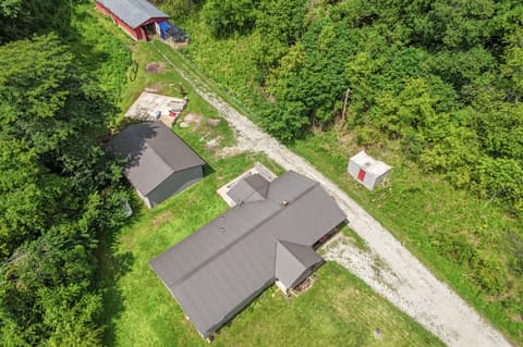90 Trevor Lane, Burkesville, KY 42717 — photo 3