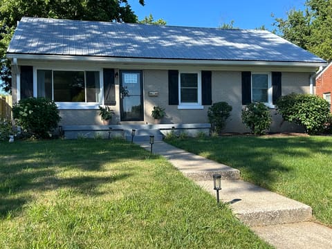 386 Bradford Drive, Lexington, KY 40503 — photo 2