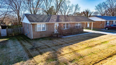 411 Hershey Drive, Hopkinsville, KY 42240 — photo 3