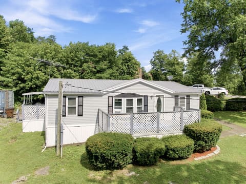 203 College Street, Sadieville, KY 40370 — photo 2