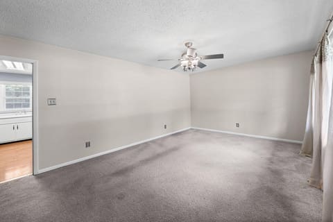 301 Donna Drive, Hopkinsville, KY 42240 — photo 3