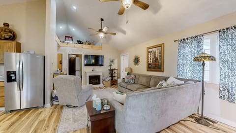 349 Rockcastle Lakeshore Drive, Cadiz, KY 42211 — photo 5