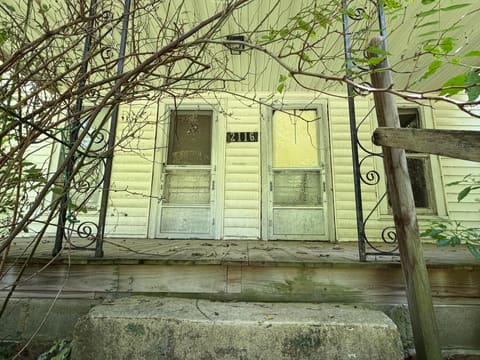 2116 Center Street, Paducah, KY 42001 — photo 2