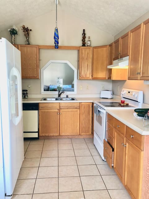 1025 Elizabeth Drive, Richmond, KY 40475 — photo 3
