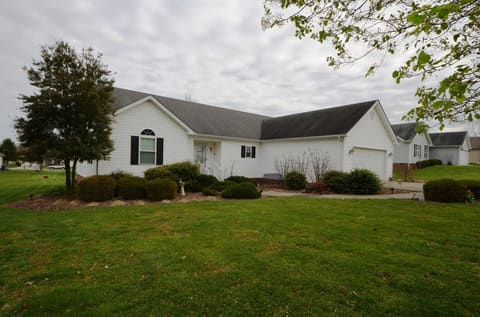 451 Bellaire Drive, Harrodsburg, KY 40330 — photo 5