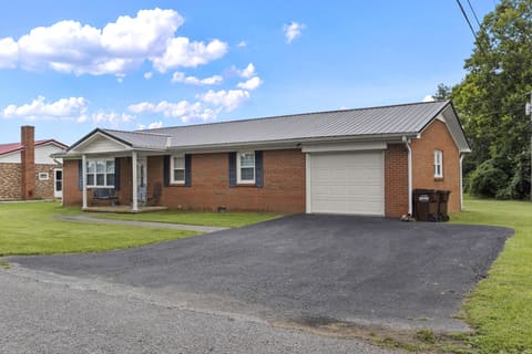 79 Pine Street, Crab Orchard, KY 40419 — photo 2