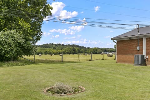 79 Pine Street, Crab Orchard, KY 40419 — photo 4