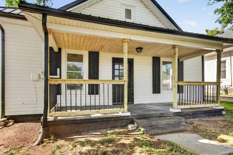 1220 W Walnut Street, Danville, KY 40422 — photo 2