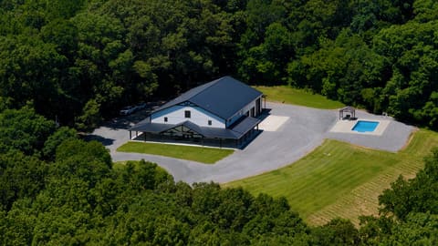 5279 E State Line Road, Hazel, KY 42049 — photo 3
