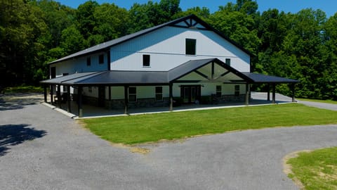 5279 E State Line Road, Hazel, KY 42049 — photo 2