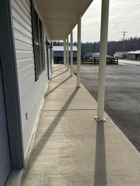 14674 US-421 N Highway, McKee, KY 40447 — photo 4