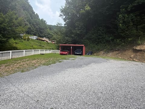 60 Beech Grove Lane, Harlan, KY 40831 — photo 2