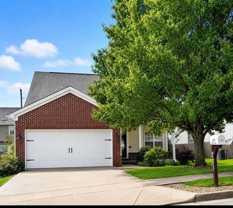 201 Christa Lane, Nicholasville, KY 40356 — photo 3
